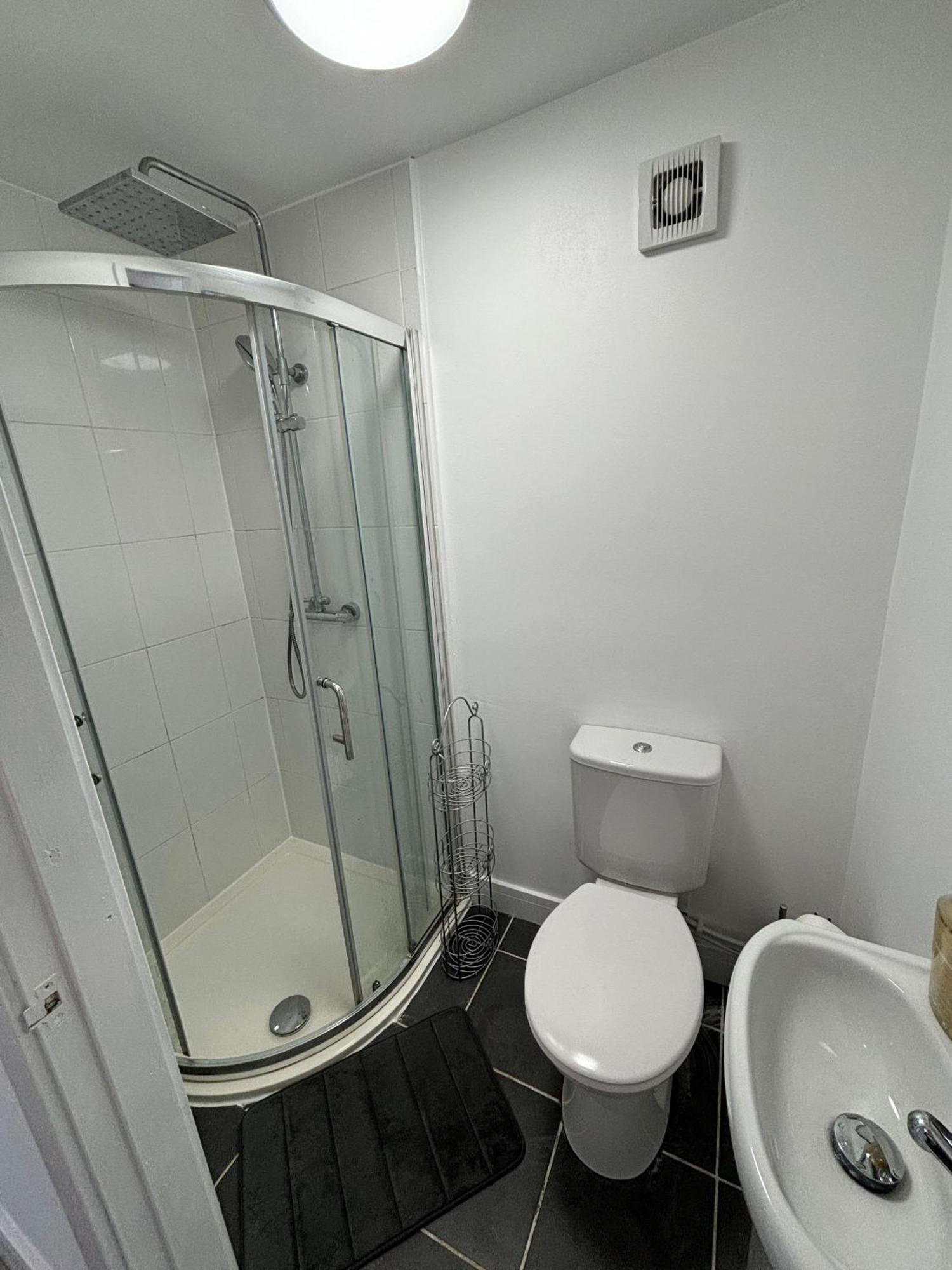 Modern & Cozy Gem - 10Min To City Center - Parking York Esterno foto